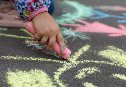 child chalk art